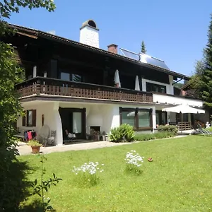 https://landhaus-kogel.com-bavaria.com